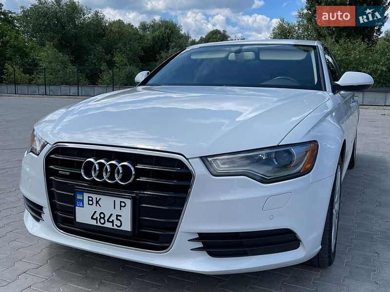 Седан Audi A6 2014 в Ровно