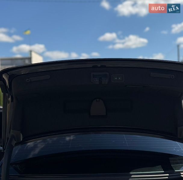Седан Audi A6 2016 в Золочеві