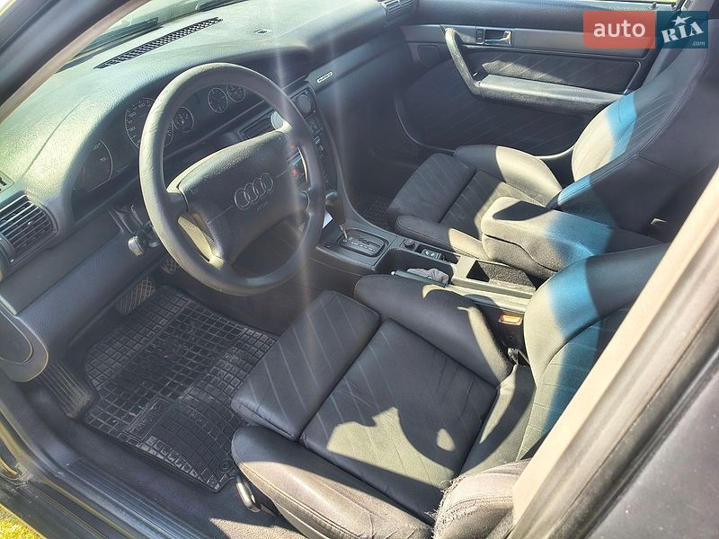 Универсал Audi A6 1997 в Дымере