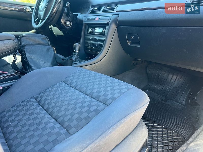Седан Audi A6 1997 в Нетішині