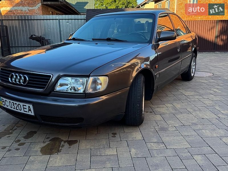 Седан Audi A6 1996 в Стрые