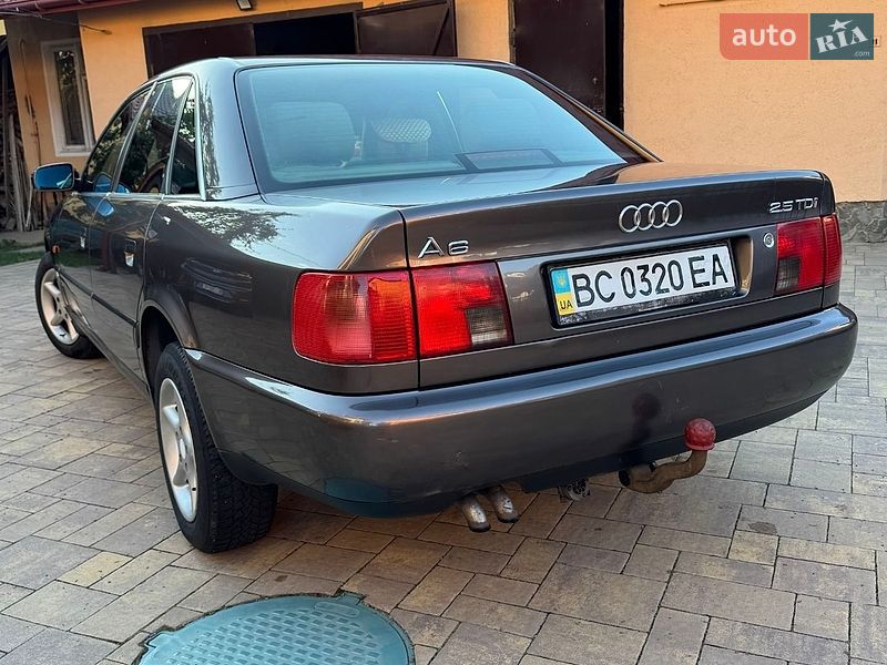 Седан Audi A6 1996 в Стрые
