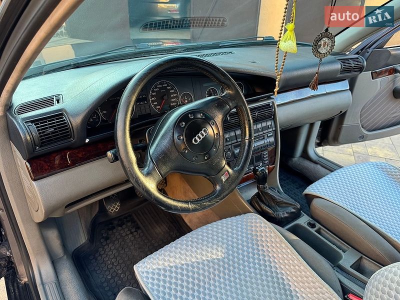 Седан Audi A6 1996 в Стрые