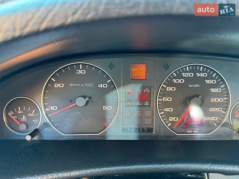 Седан Audi A6 1996 в Стрые