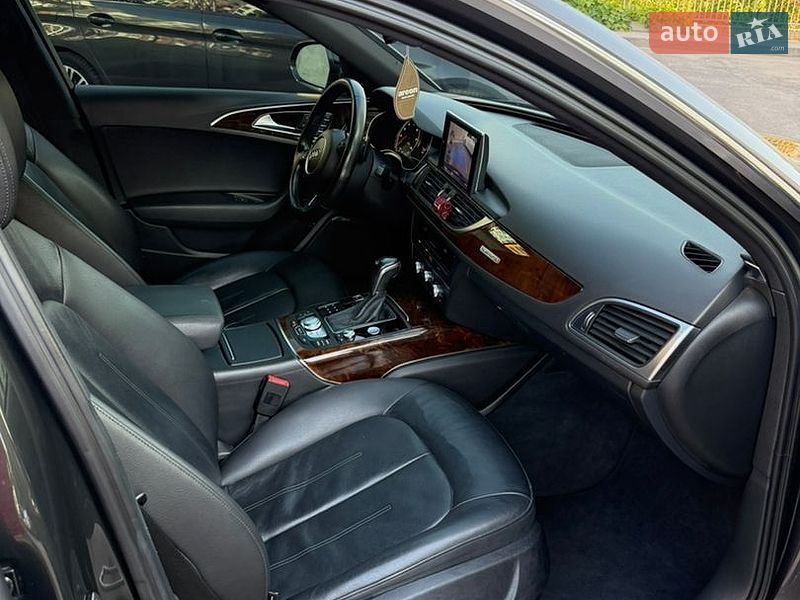 Седан Audi A6 2015 в Ровно