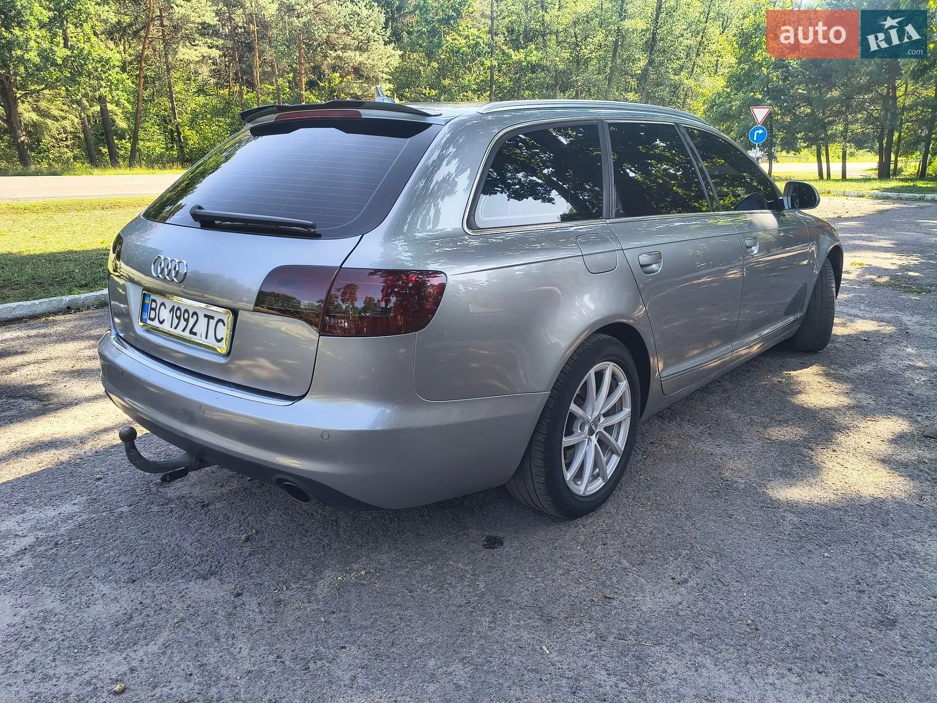2010 Audi A6 - мініатюра 23