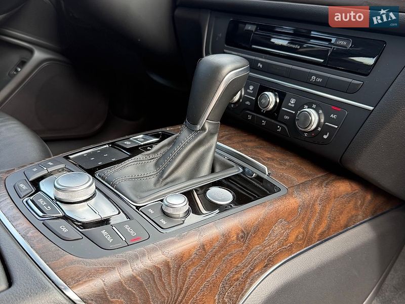 Седан Audi A6 2016 в Киеве
