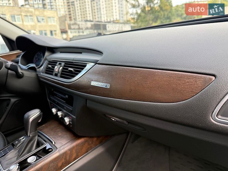Седан Audi A6 2016 в Киеве