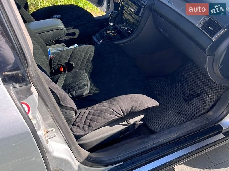 Универсал Audi A6 1999 в Вараше