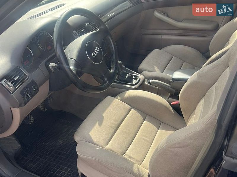 Універсал Audi A6 2002 в Перечині