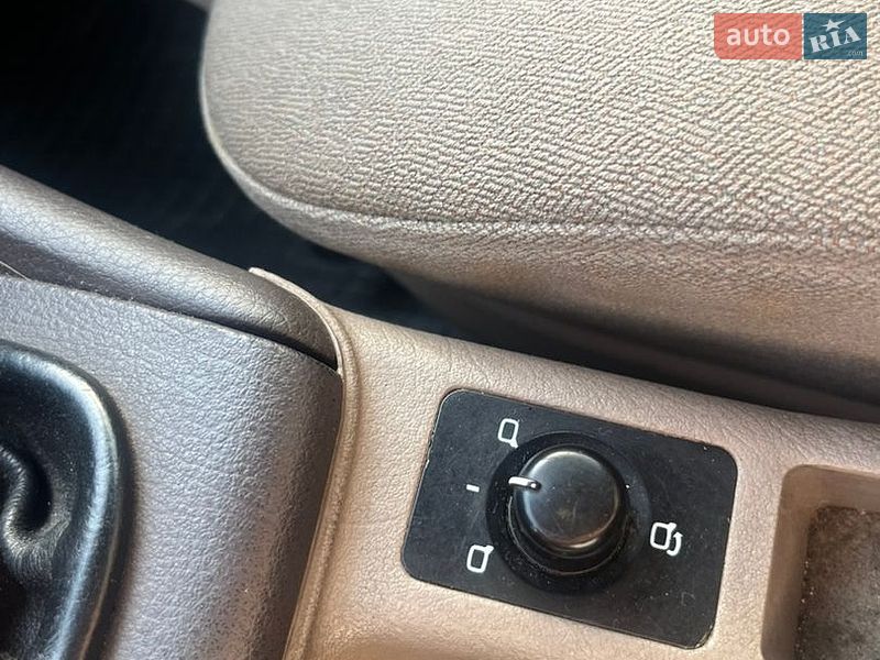 Універсал Audi A6 2002 в Перечині