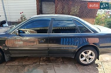 Седан Audi A6 1995 в Овруче