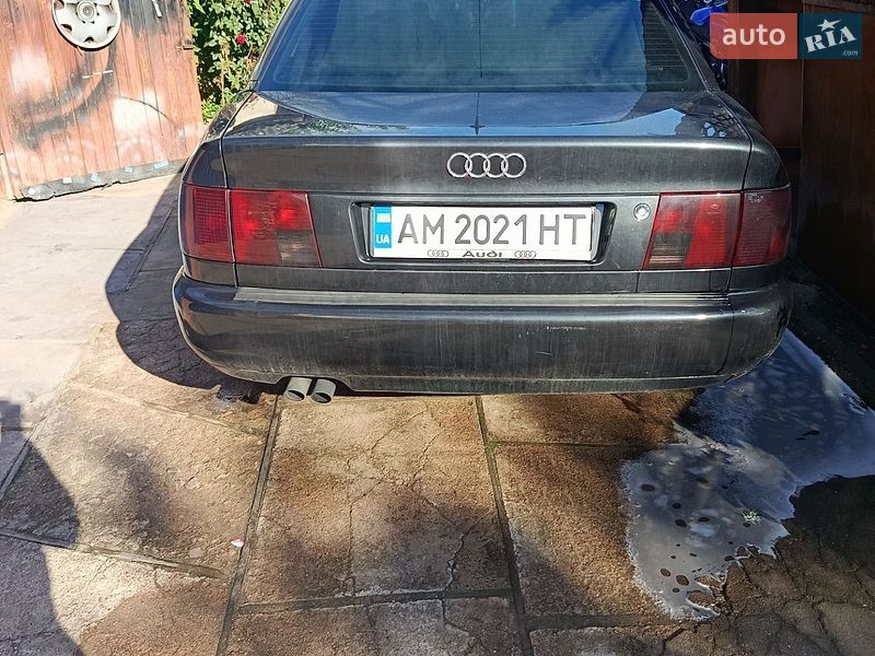 Седан Audi A6 1995 в Овруче