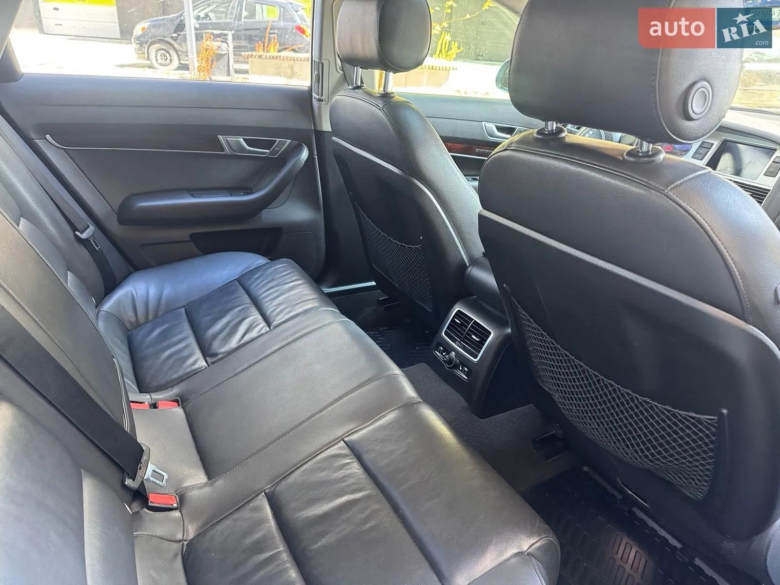 2010 Audi A6 - мініатюра 11