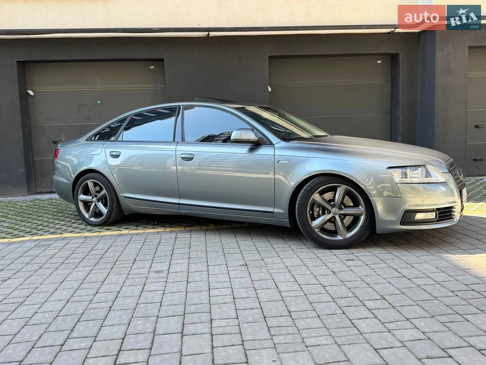 2010 Audi A6 - мініатюра 15