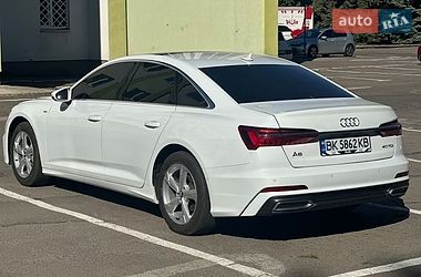 Седан Audi A6 2019 в Ровно