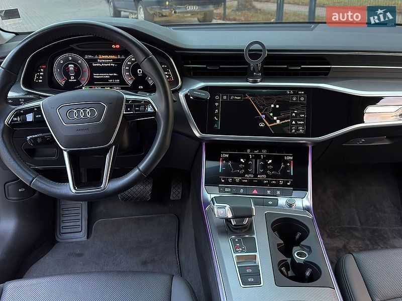 Седан Audi A6 2019 в Ровно