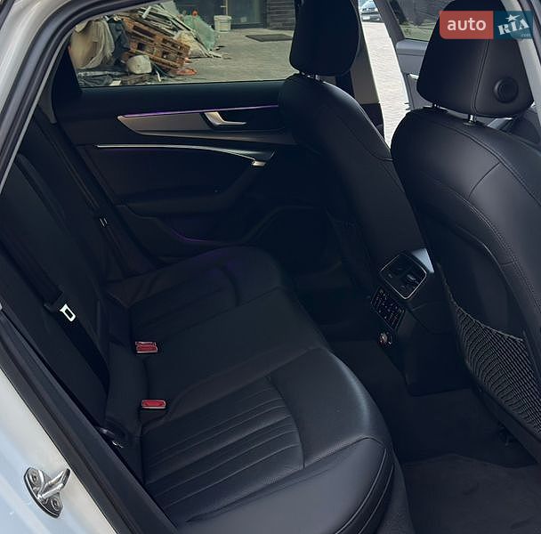 Седан Audi A6 2019 в Ровно