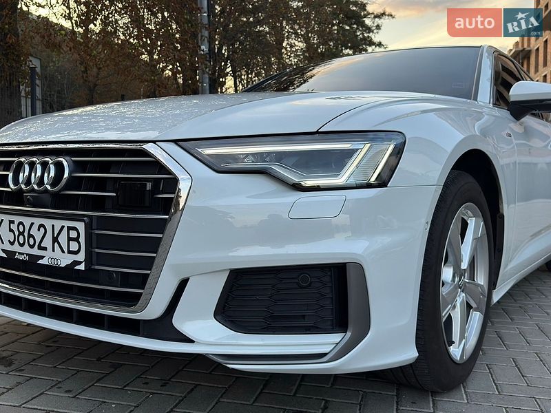 Седан Audi A6 2019 в Ровно