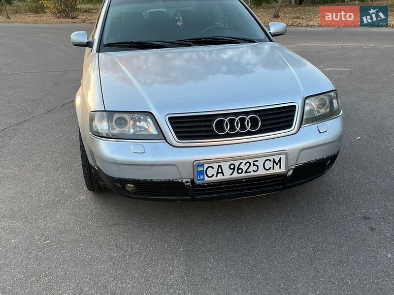 Седан Audi A6 1999 в Каневі