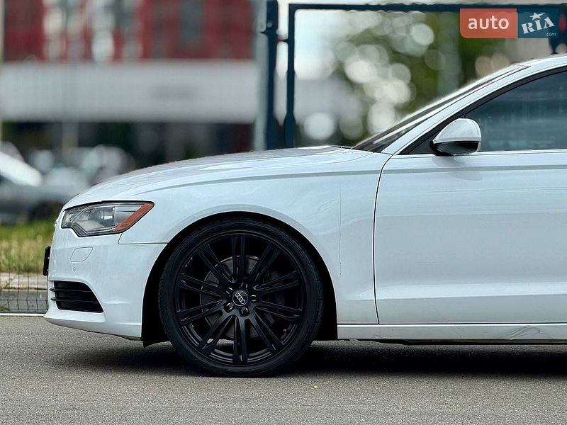 Седан Audi A6 2014 в Киеве