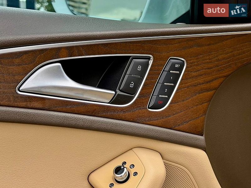 Седан Audi A6 2014 в Киеве
