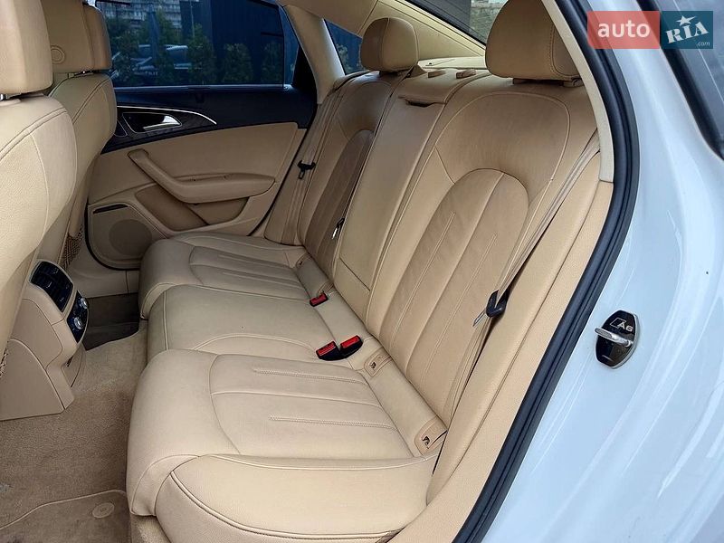 Седан Audi A6 2014 в Киеве
