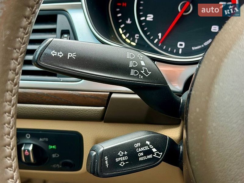 Седан Audi A6 2014 в Киеве