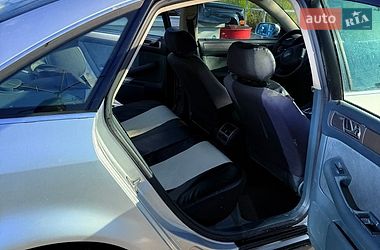 Седан Audi A6 2000 в Рівному
