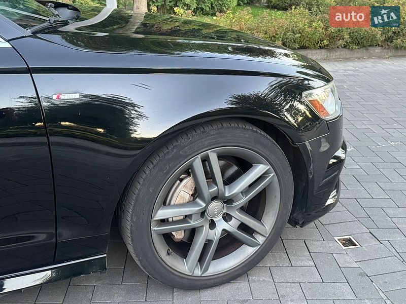 Седан Audi A6 2015 в Киеве