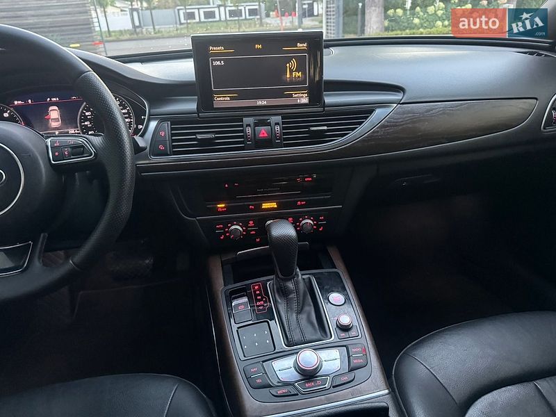 Седан Audi A6 2015 в Киеве
