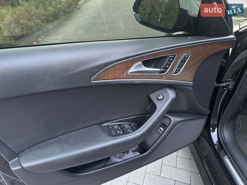 Седан Audi A6 2015 в Киеве