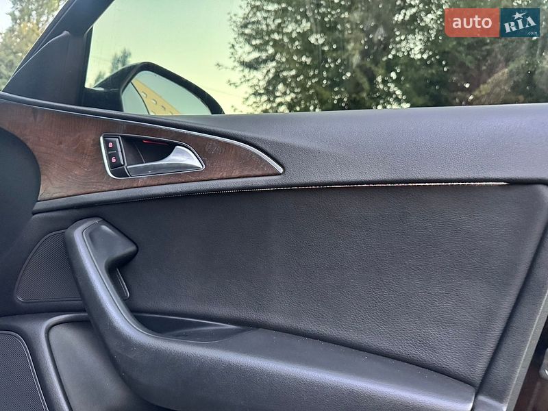 Седан Audi A6 2015 в Киеве