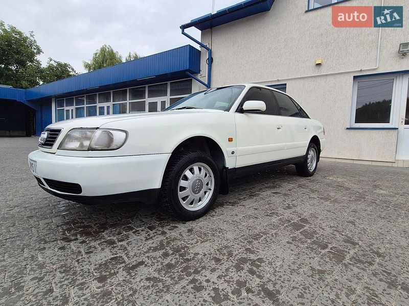Седан Audi A6 1995 в Кременці