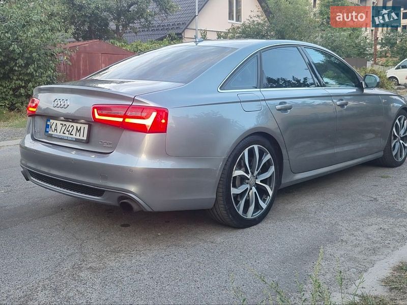 Седан Audi A6 2012 в Киеве