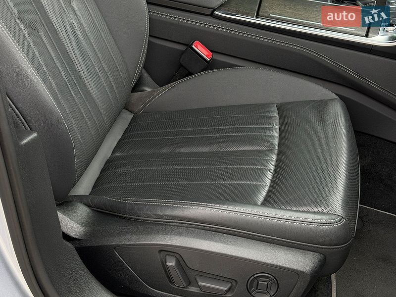Седан Audi A6 2020 в Львові