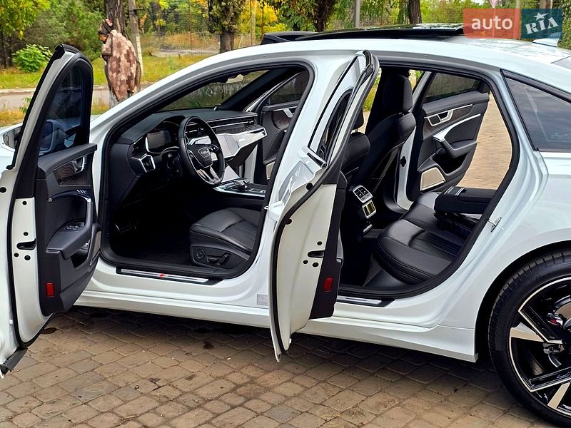 Седан Audi A6 2019 в Днепре
