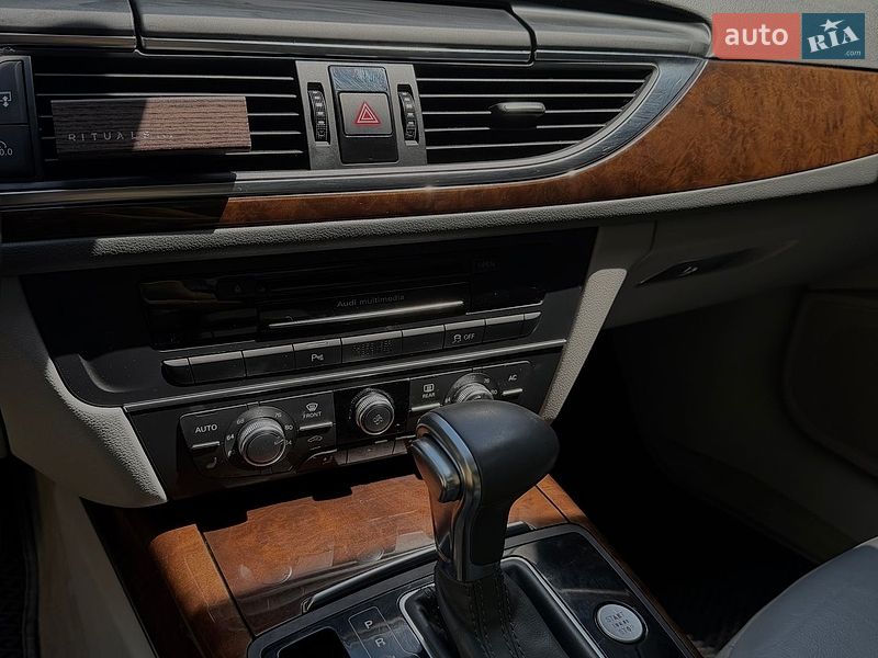 Седан Audi A6 2012 в Тячеві