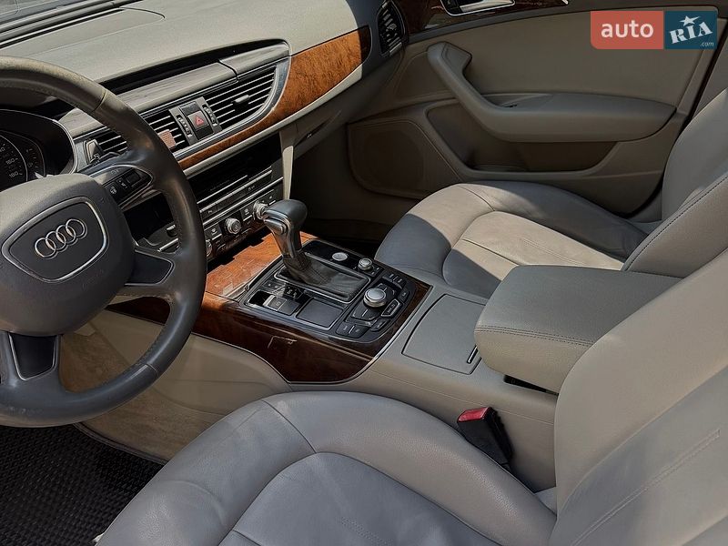 Седан Audi A6 2012 в Тячеві