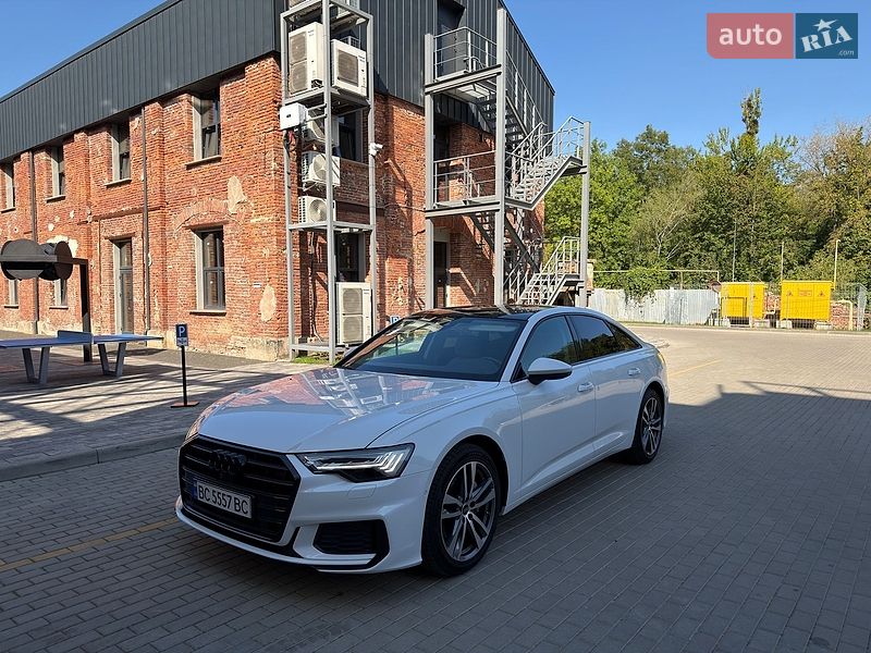 Седан Audi A6 2022 в Львове