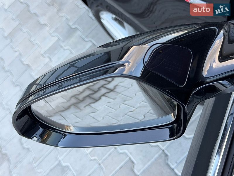 Седан Audi A6 2012 в Сарнах