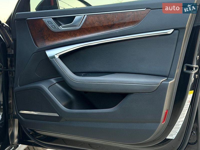 Седан Audi A6 2019 в Львові