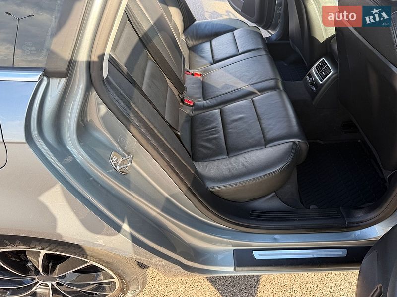 Седан Audi A6 2010 в Ровно