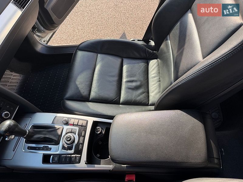 Седан Audi A6 2010 в Ровно