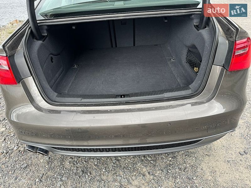 Седан Audi A6 2011 в Яворові