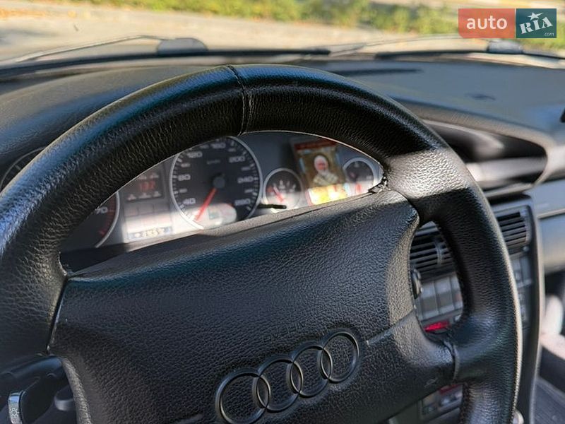 Седан Audi A6 1996 в Киеве