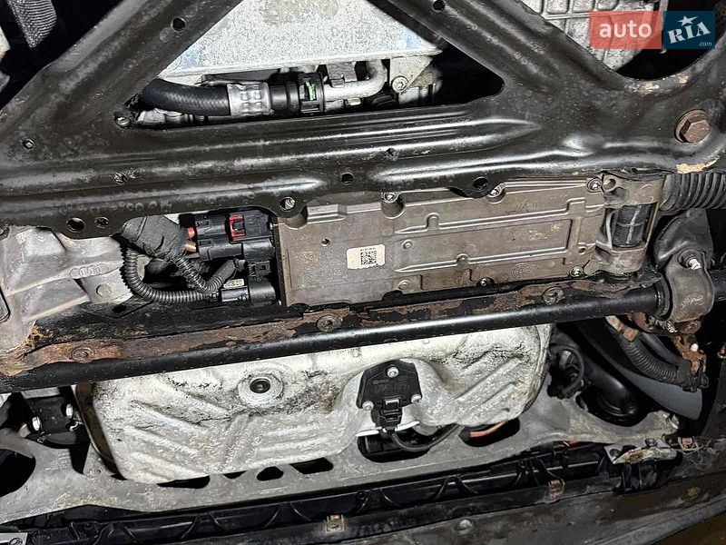 Седан Audi A6 2014 в Тернополі