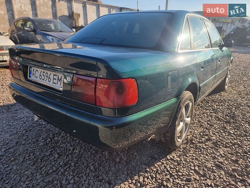 Седан Audi A6 1997 в Кременці
