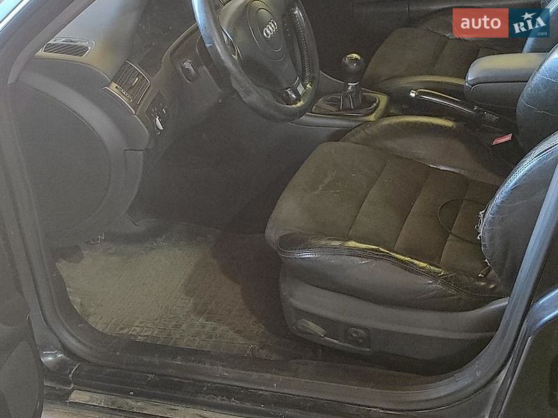 Универсал Audi A6 2000 в Василькове
