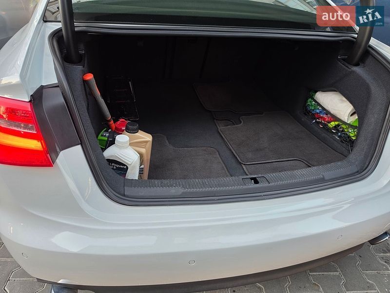 Седан Audi A6 2014 в Івано-Франківську